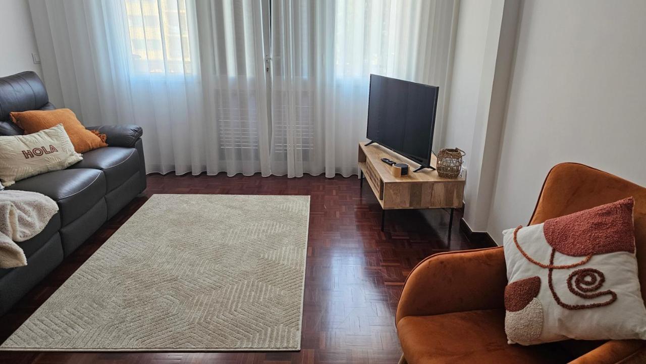 Garden And Seaview Apartment - Free Parking 푼샬 외부 사진