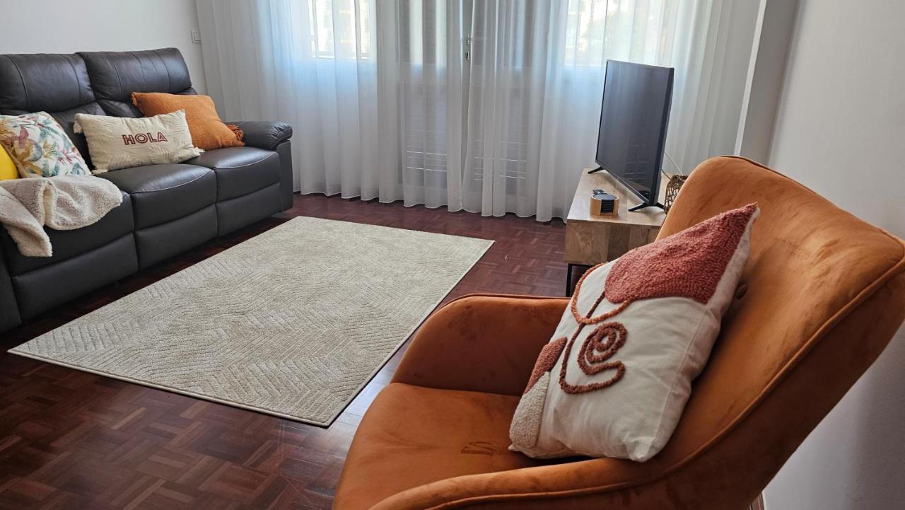 Garden And Seaview Apartment - Free Parking 푼샬 외부 사진